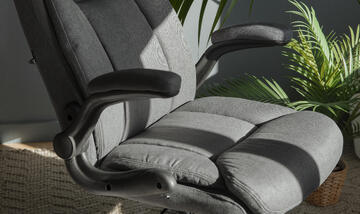 Химчистка кресел в офисе: формирование стоимости и особенности услуги